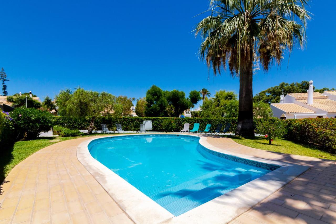 Holiday home Small 4pax -shared Pool @ Homesbyfc