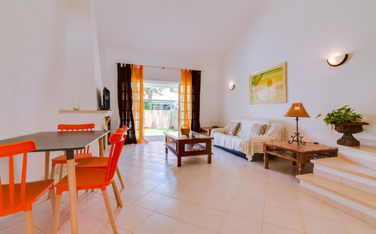 Small 4pax -shared Pool @ Homesbyfc Casa de Férias